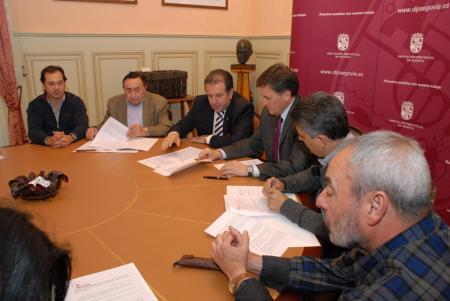 Imagen La Diputación firma un convenio con los Grupos de Acción Local de la provincia