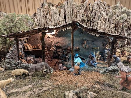 Imagen La Asociación Amigos del Belén de Cantalejo y las aulas de Navafría del CEO La Sierra han sido los ganadores del 34º Concurso Provincial de Belenes de la Diputación